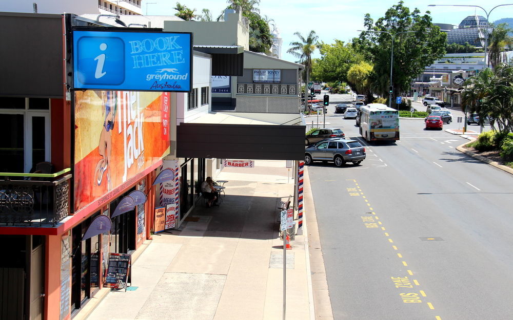 Auberge de jeunesse The Jack Backpackers à Cairns Extérieur photo